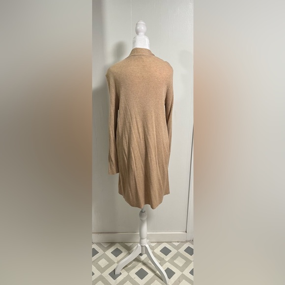 LOFT camel color mid length cardigan smoke free home no damage clean - Picture 3 of 4